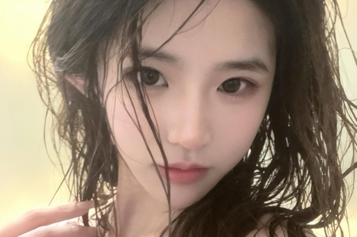 2024年最新吃瓜群：与美女们共享八卦乐趣！